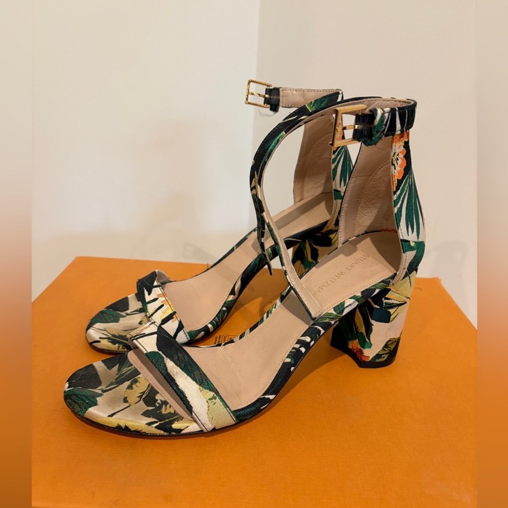 Stuart Weitzman Botanical Jacquard Sandal size 7